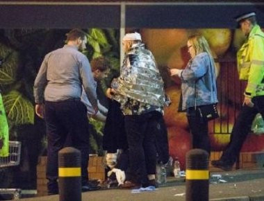 Θρήνος στη Βρετανία: Αυξάνεται ο αριθμός των νεκρών